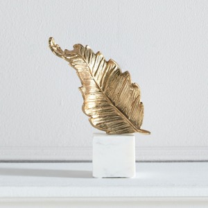 ประติมากรรมโลหะรูปใบไม้ทำมือชิ้นงานศิลปะชิ้นใหญ่ที่สวยงามเหมาะสำหรับบ้านหรือสำนักงานสมัยใหม่ - Product Image 1