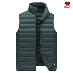 เสื้อกั๊กกันน้ำแบบกำหนดเองสำหรับผู้ชาย ผลิตจากผ้าขนสัตว์เนื้อละเอียด ระบายอากาศได้ดี และไม่เป็นขุย พร้อมตัวเลือกโลโก้ OEM - Product Image 5