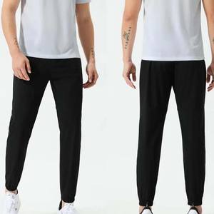 Pantalones de hombre más vendidos, pantalones ligeros de tendencia superior para hombre, pantalones de estilo casual para hombre, pantalones casuales hechos en Pakistán - Product Image 3