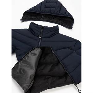 เสื้อแจ็คเก็ตพัฟเฟอร์หนาแบบมีฮู้ดกันน้ำสำหรับผู้ชาย สไตล์สตรีทแวร์ พร้อมโลโก้ด้านหน้า แฟชั่นลำลองสำหรับฤดูหนาว - Product Image 3