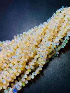 Perles en vrac de pierres précieuses en forme de larme d'opale éthiopienne naturelle 90-100 carats poids un brin environ - Product Image 5