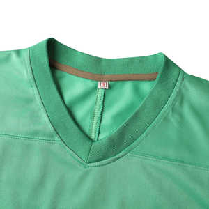 Le dernier maillot de football vert pour hommes avec maillot de football américain décontracté à sublimation brodée de haute qualité - Product Image 2