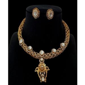 Ensemble collier ras-de-cou et boucles d'oreilles tendance en laiton plaqué or avec moissanite, motif Lotus Empress, pour femme, cadeau de fiançailles et de mariage - Product Image 1