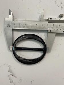 Anneau pour écharpe en corne de buffle avec polissage lisse, ajoutant une élégance douce et une tenue sécurisée à toute écharpe, de haute qualité - Product Image 2