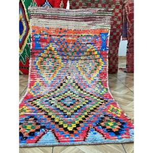 Tapis Boucherouite marocain authentique fait main, style bohème chic, coloré, vintage, artisanat Atlas, décoration. - Product Image 1