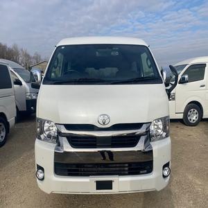 Toyota Hiace neuve, propre, conduite à droite, à vendre - Product Image 1