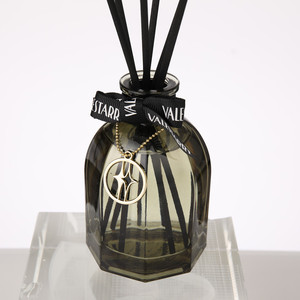 Popolare 150ML di olio essenziale naturale Reed diffusore di lusso <span class=keywords><strong>per</strong></span> <span class=keywords><strong>la</strong></span> <span class=keywords><strong>casa</strong></span> deodorante profumo <span class=keywords><strong>per</strong></span> le donne con diffusore Reed bastone scatola regalo - Product Image 2