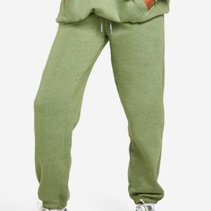 ชุดวอร์มมีฮู้ดผู้หญิง แบบเรียบง่าย สไตล์ลำลอง ทรงโอเวอร์ไซส์ รับสกรีนโลโก้ ชุดออกกำลังกายสองชิ้น ผ้าฝ้าย 100% เป็นมิตรกับสิ่งแวดล้อม ปี 2026 - Product Image 6