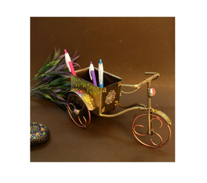 Support de stylo en forme de tricycle à 3 roues, mini support de vélo décoratif pour la maison, le bureau, le bureau d'étude, organisateur de bureau et objet de décoration moderne - Product Image 1