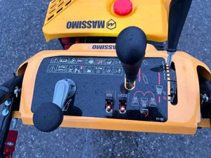 Souffleuse à neige originale Modèle Kubota Mini souffleuse à neige Disponible à bon prix - Product Image 6