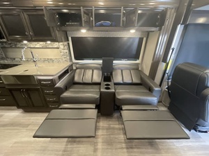 Holi-dai-lé-bé-r Nautica 3-5-M-S d'occasion 2021 à vendre - Product Image 5