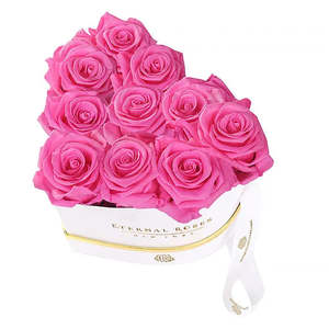 Chelsea Eternal Rose Heart Gift Box Fresh Natural Preserved Square Box for Valentine's Day Mother's Day Barbie-Lish Style - Product Image 2