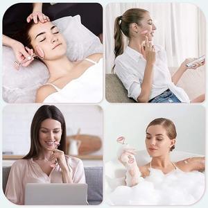 Outils de soins de la peau Rouleau de jade en résine rose Quartz rose et Gua Sha avec boîte - Product Image 5