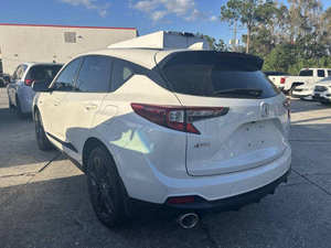 Acura Integra 2023 4 portes Liftback CVT Technology A-SPEC Sièges en cuir 5 places Caméra arrière Conduite à gauche Toit ouvrant LED Voiture d'occasion - Product Image 2