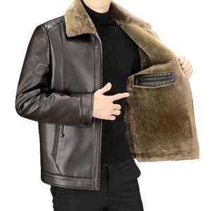 Chaqueta de cuero PU OEM para hombre, abrigo de invierno forrado de lana, cuello de solapa, estilo corto, chaqueta cálida y gruesa, ropa exterior para hombres de mediana edad - Product Image 3