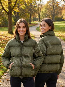 เสื้อแจ็คเก็ตพัฟเฟอร์ผ้าเนื้อพิเศษพิมพ์ลายโลโก้แบรนด์ตามสั่ง  แบบสั้น ซิป  บุหนา อุ่นสบายสำหรับฤดูหนาว ระบายอากาศได้ดี ผลิตตามสั่ง - Product Image 3