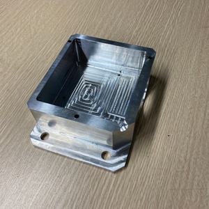 Servicio de Fresado y Brochado CNC en Vietnam para Aluminio y Acero Inoxidable con Tamaños Personalizados y Certificación ISO9001 - Product Image 3