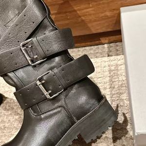 Botas de Tobillo Negras para Mujer de Alta Calidad, Botas de Cuero Elegantes y a la Moda, Botas Resistentes al Agua con un Diseño Dulce y Moderno - Product Image 5