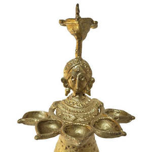 DHOKRA Diya เครื่องประดับทองเหลืองทำมือขนาด21ซม. สำหรับงานแต่งงานบ้านเสริมพื้นที่ทำสมาธิ - Product Image 1