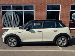 MINI COOPER 2018 COOPER CLASSIC D'OCCASION LHD/RHD 1.5 - Product Image 2
