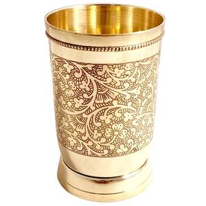 Shubhi Kitchenwares Gobelet en verre gaufré en laiton de qualité supérieure avec gravure antique | Durable élégant et parfait pour les boissons - Product Image 1