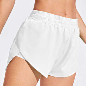 Nuevos pantalones cortos Ropa de fitness Mujeres Señoras Pantalones de yoga deportivos de cintura alta Gimnasio Fitness Ropa de yoga Pantalones cortos con bolsillos - Product Image 3