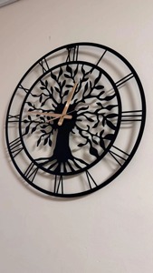 นาฬิกาแขวนโลหะสีดำทรงกลมเพรียวบางพร้อมกรอบที่ทันสมัยเน้นการใช้งานที่สมบูรณ์แบบสำหรับห้องนอนห้องนั่งเล่นห้องครัวสำนักงานและโถงทางเดิน - Product Image 3