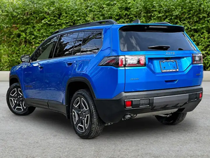 Jeep Cherokee Limited LHD 2026 de Primera Mano, Usado, en Perfecto Estado - Product Image 2