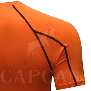 Camisetas ajustadas de compresión de poliéster 100% para hombre, patrón personalizado diseñado con cuello redondeado para uso personal - Product Image 3