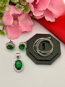 Elegante conjunto de colgantes de diamantes americanos para mujeres y niñas, collar brillante AD con pendientes a juego, aspecto ligero y lujoso - Product Image 3