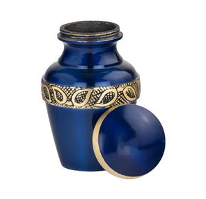 Urnas de cremación para mascotas de latón de Venta caliente Urnas funerarias para cenizas de gatos y perros Urnas de entierro hechas a mano - Product Image 3