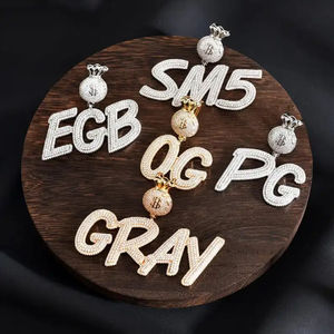 เครื่องประดับเพชรสำหรับปลูกในห้องปฏิบัติการ VVS1จี้ตัวอักษรทำจากเงินสเตอร์ลิง925ตามสั่ง - Product Image 1