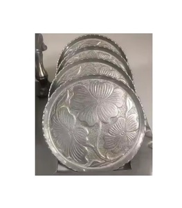 Sous-verres en aluminium de qualité supérieure Décoration intérieure en métal durable et élégante avec style classique - Product Image 1