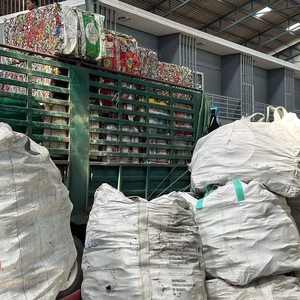 Chatarra de UBC Premium |   Latas de Bebidas Usadas |   Fardos de Alta Densidad para la Fundición de Aluminio |   Contenedor de 20 Pies - Product Image 3