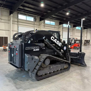 Cargadora Compacta Minotaur DL550 con Envío Gratuito, Aprobada por CE y EPA, con Cuchilla Frontal y Sistema de Climatización - Product Image 2