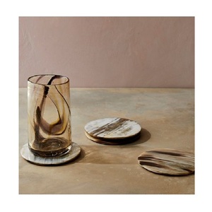 Posavasos de Cuerno Ecológico Moderno de la Mejor Calidad, 4x4 Pulgadas, Multifuncional para Uso en el Hogar y Restaurantes, Color de Cuerno Natural - Product Image 5