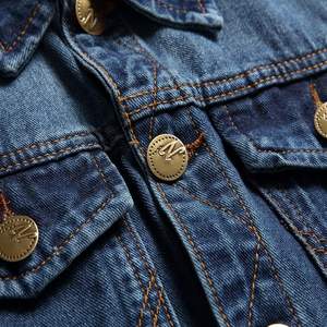 Chaquetas de hombre Chaquetas de mezclilla transpirables para hombre Chaquetas de jeans de talla grande para hombre Hecho en Pakistán Logotipo y diseño personalizados - Product Image 2