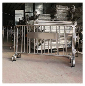 Barrière de sécurité en acier de haute qualité pour le contrôle des foules lors de concerts, clôture en acier pour la construction - Product Image 5