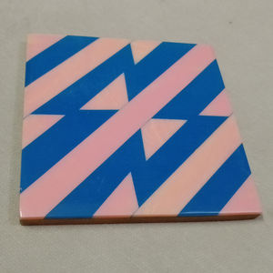 Exportador mayorista indio ofrece nuevo diseño clásico forma cuadrada posavasos de madera conjunto de resina almohadilla Decoración de mesa accesorios venta - Product Image 4