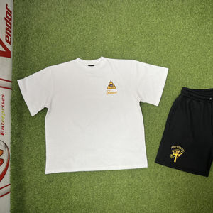 Conjunto de Camiseta y Pantalones Cortos para Mujer, 100% Algodón de Alta Calidad, Antiarrugas, Cuello en V, Personalizable con Logotipo Frontal, Estilo Urbano Informal - Product Image 3