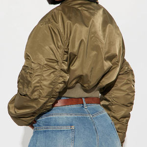 Veste Bomber Femme Tendance 2026 en Tissu Premium – Légère, Confortable et au Design Épuré / Veste Bomber Décontractée Femme Tendance 2026 en Tissu Premium - Product Image 4