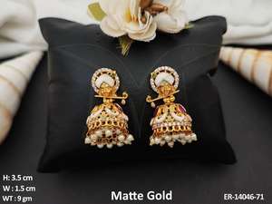 Exquisitos pendientes de templo de oro mate para mujer, joyería india tradicional, ideal para bodas, festivales y fiestas - Product Image 6