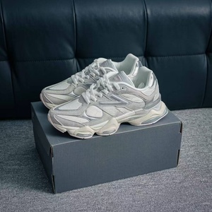 Chaussures de loisirs équilibrées 9060 de haute qualité, style 2025, vente directe d'usine, chaussures de sport pour hommes et femmes, chaussures de tennis - Product Image 1