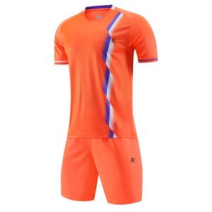 Camiseta de Fútbol de Verano Personalizada con Sublimación, Uniforme de Fútbol 100% Algodón, Transpirable, para Clubes y Equipos Masculinos - Product Image 6