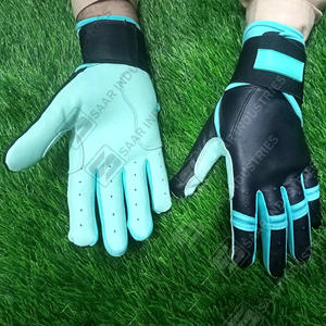 Nouvel arrivage de gants de baseball en cuir de meilleure qualité de couleur noir et vert menthe, nouvelle conception, gants en cuir de batteur à manchette longue - Product Image 1