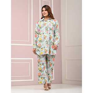 Conjunto de Dos Piezas de Algodón Estampado Azul Pastel para Mujer, Talla XS/XSs, Atuendo de Verano, Top y Pantalones Cortos con Decoración de Botones - Product Image 5