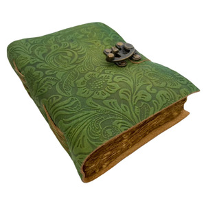 สมุดสเก็ตช์ A5สีเขียววินเทจปกสมุดโน๊ตปกหนังนูนแบบผ้านิ่มพิมพ์ลายดอกไม้กระดาษรีไซเคิล - Product Image 1