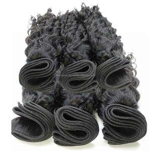 Vente en gros de cheveux humains vierges, trame de cheveux bouclés et de qualité 100% cheveux humains originaux naturels avec des cheveux naturels implantés - Product Image 6