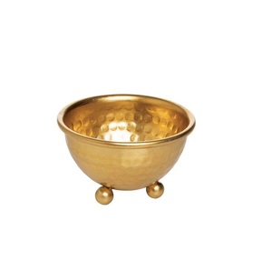 Bol de service élégant en laiton poli doré pour la décoration moderne de la salle à manger et de la table. - Product Image 5