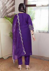 Alta demanda tradicional pakistaní Salwar Kameez con intrincado bordado y Dupatta para ropa de mujer a los mejores precios - Product Image 5